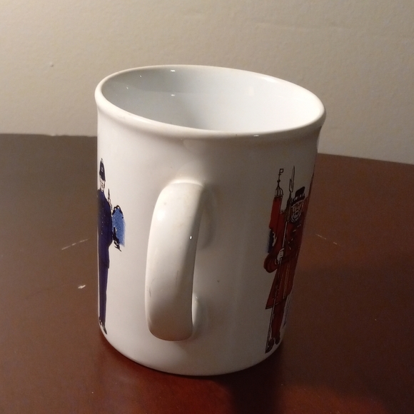 Prince William Pottery Mug London Royal Guard Big Ben Buckingham Palace - Picture 2 of 7